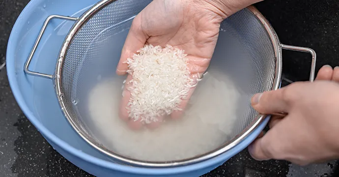 أفضل طريقة في غسل وتحضير الأرز