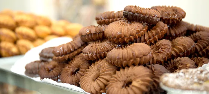 طريقة عمل بيتي فور العيد