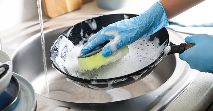 نصائح ذهبية لتنظيف مقلاة ووك