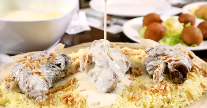 طريقة عمل منسف اردني باللحم