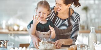 أطعمة صيفية يمكن تحضيرها مع أطفالك